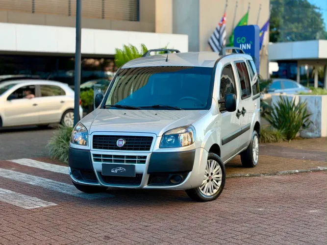 Fiat Doblo Essence 1.8 Flex 16V 5P 2019