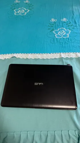 Notebook Asus - retirada de peças