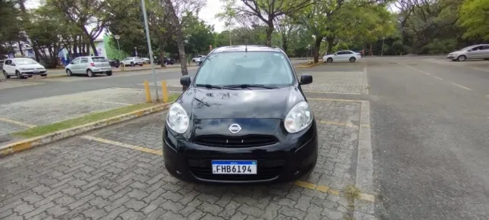 Nissan March 1.0 16V Flex Fuel 5P 2013
