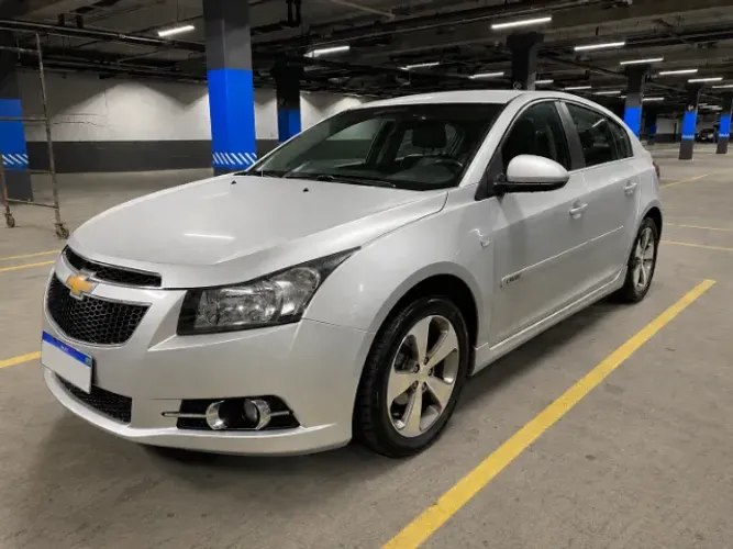 Chevrolet Cruze HB Sport LT 1.8 16V Flexp. 5P AUT 2014