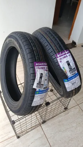 Pneu 135 70 r15 radial