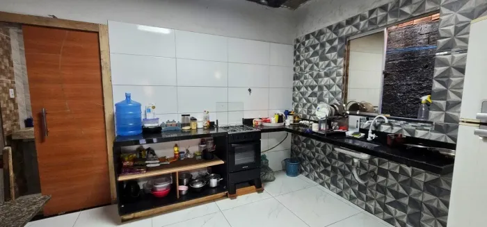 Oportunidade: Casa com Garagem e Ponto Comercial na Passagem Bom Jesus