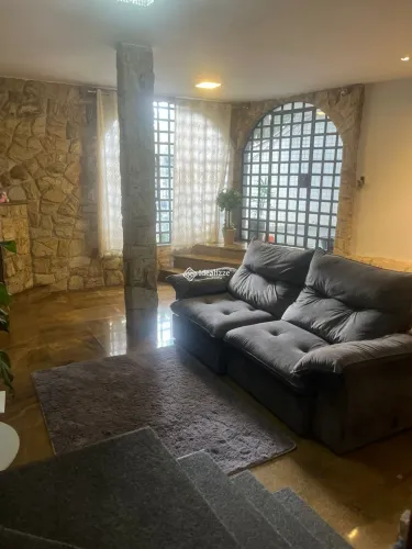 Casa com 4 quartos à venda no bairro Jardim Suíça - Volta Redonda/ RJ