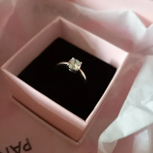 Anel Pandora Zirconia e Prata Número 18