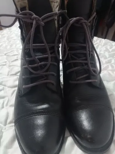 Bota Ariat 