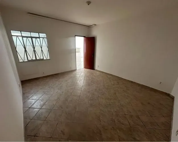 Vendo casa 2 quartos térrea independente no Centro - Itaboraí - RJ