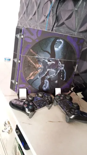PS4 slim 2 controle 5 jogos na memória