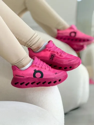 Tenis On Cloud Feminino