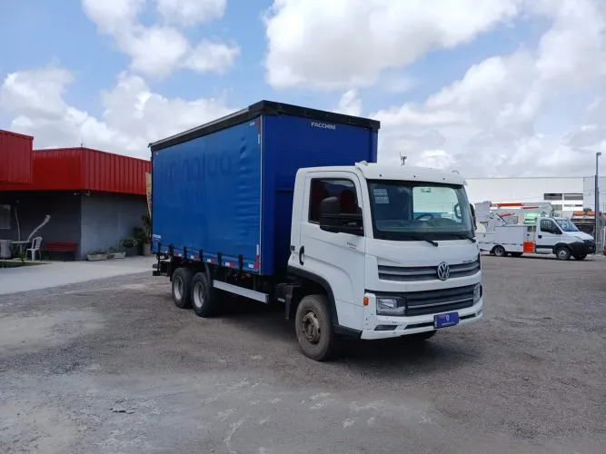 Volkswagen 11.180 Delivery 2p (diesel)(E5) 2020/2021 Vamos Seminovos Recife