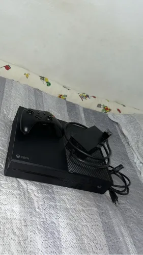 Vendo Xbox One 500 Gb