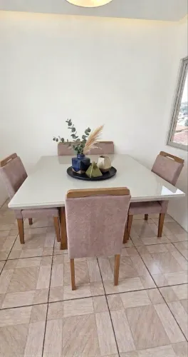 Mesa de Jantar 4 cadeiras
