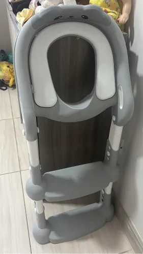 Redutor de assento com escada