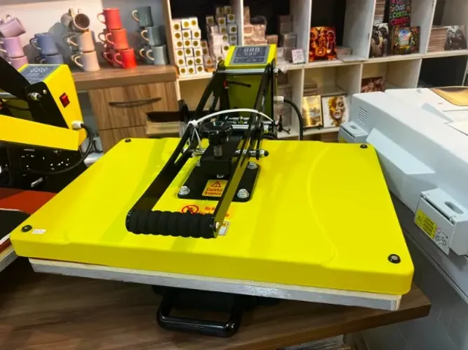 Prensa Térmica Plana para Sublimação 40 × 60 cm - Touchscreen Premium - LiveSub