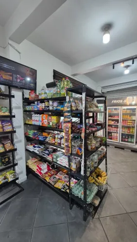 Prateleira / Gôndola de aço para mercado / padaria / comércio