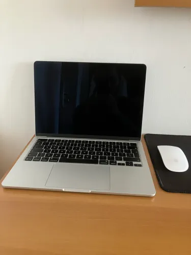 MacBook AIR 13 M4 256 GB (2025) + Magic Mouse 