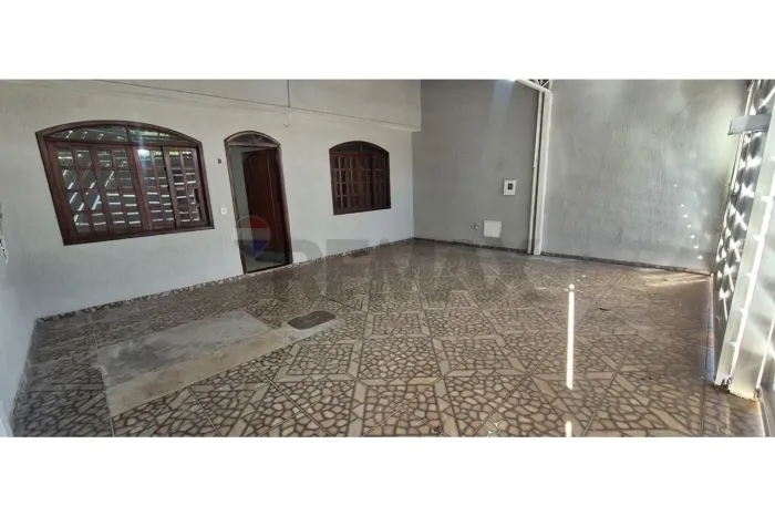 CASA 4 QUARTOS, SAMAMBAIA SUL QR 320, PRÓXIMO AO METRÔ