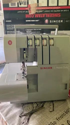 SINGER OVERLOCK ULTRALOCK HEAVY DUTY SEMI-NOVA 