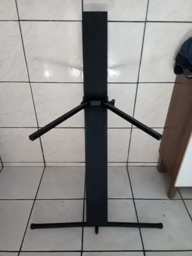 Suporte Stay reforçado para teclados e pianos