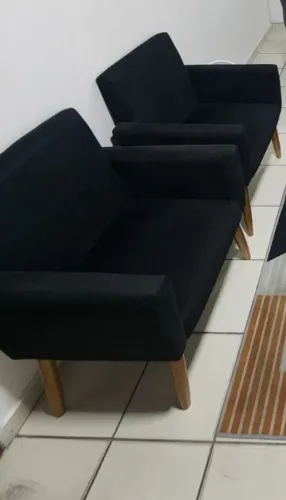 2 CADEIRAS DE APOIO
