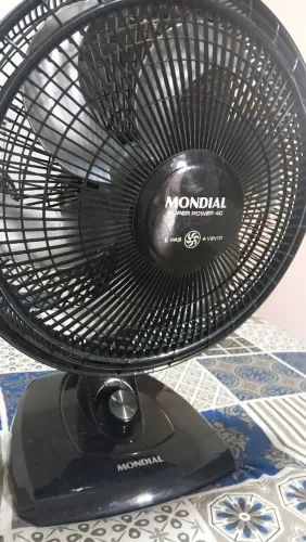 Ventilador seminovo pra vender mondial