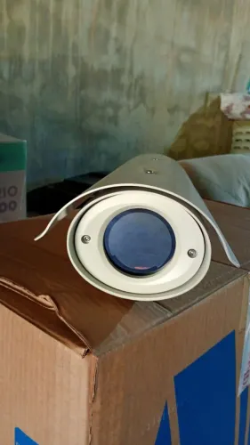 Caixa de proteção para câmera Bosch UHO-HBGS-51