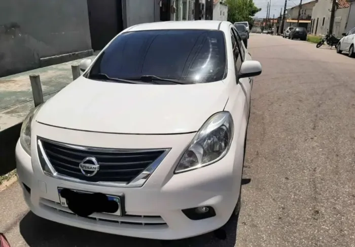 Nissan Versa SV 1.6 16V Flex Fuel 4P Mec. 2013