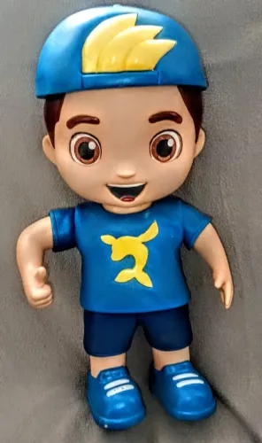 Boneco Lucas Neto