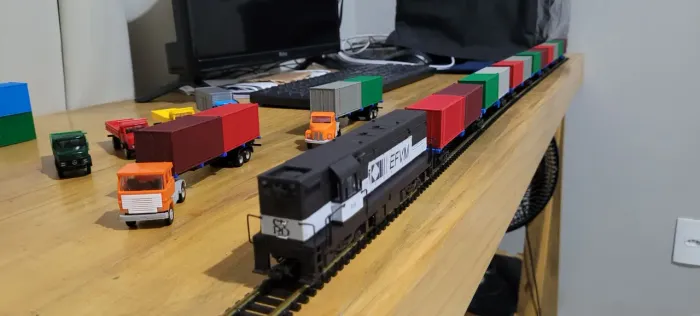 Trens da CVRD Ferromodelismo HO