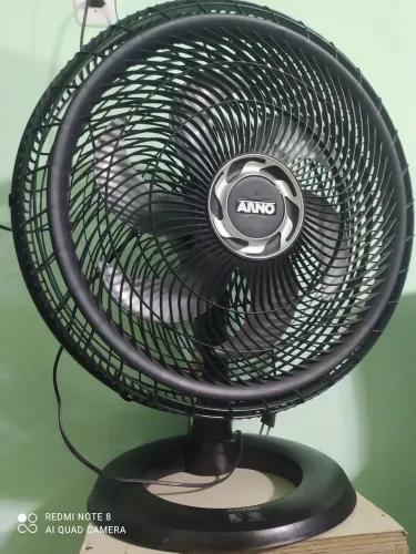 Ventilador Arno grande tufão