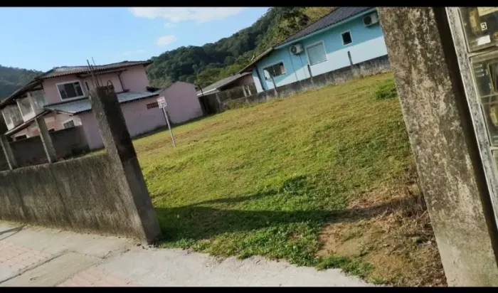Terreno em São José SC ACEITO PROPOSTAS