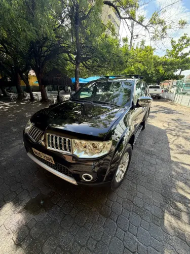 Mitsubishi Pajero Dakar 3.2 4X4 T.i. Dies. 5P Aut. 2011