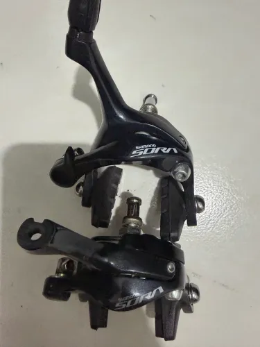 Par de Ferradura Shimano Sora