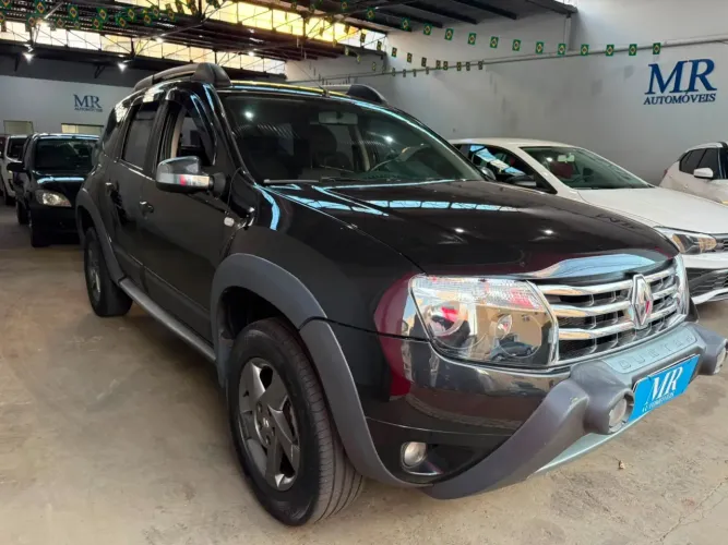 Renault Duster Dynamique 2.0 Hi-flex 16V Aut. 2014