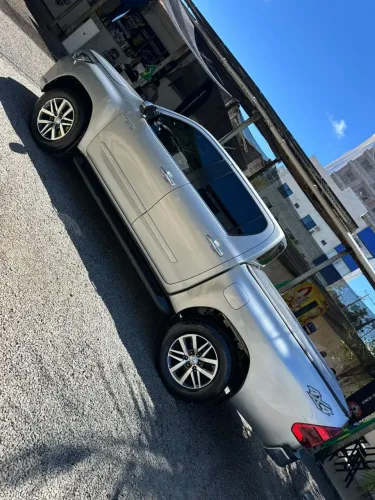 Toyota Hilux CD SRX 4X4 2.8 TDI 16V Diesel Aut. 2017