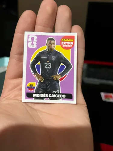 Figurinha Legend (extra) Moises Caicedo Lilás