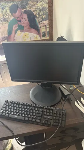 Vendo computador i5 de 7 geração