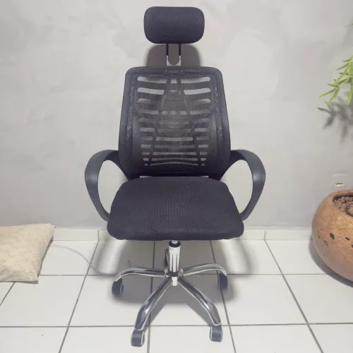 Cadeira ergométrica R$370
