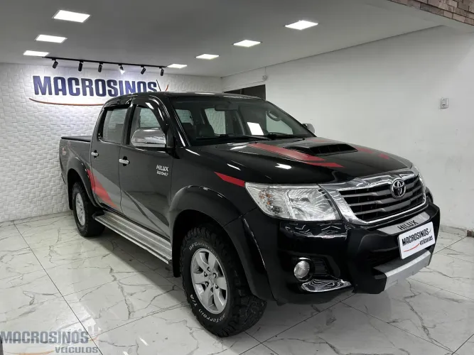 Toyota Hilux CD SRV D4-d 4X4 3.0 TDI Diesel AUT 2012