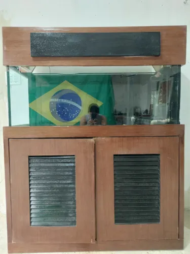 Aquário 215 Litros