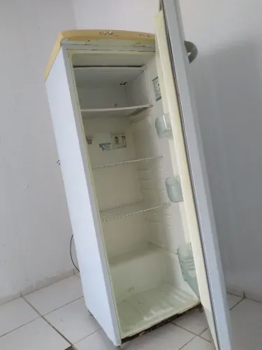 Geladeira Eletrolux