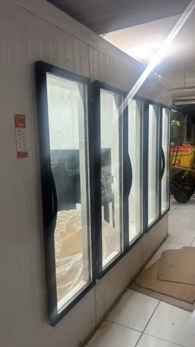 Câmara fria sem o motor