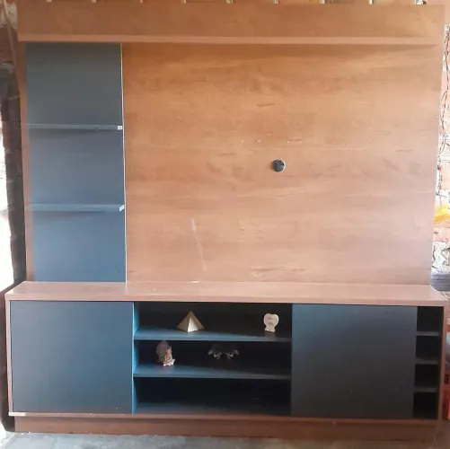 Vendo rack por R$ 500 negociável e cabeceira R$ 400 negociável