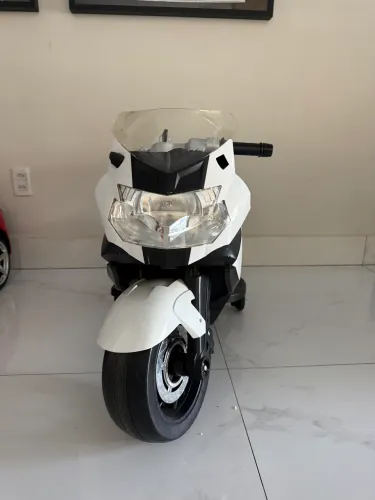 Moto elétrica infantil