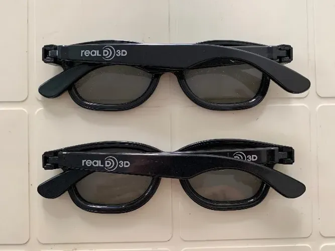 par de oculos real 3d importado funciona em tv lg 3d