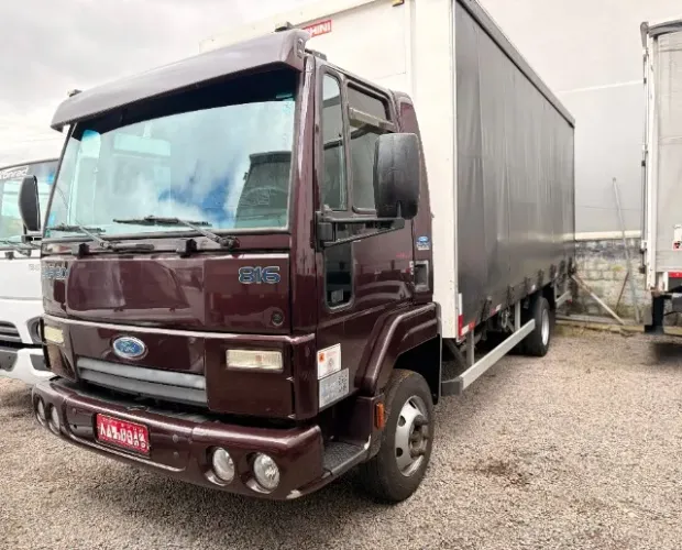 Cargo 816s apenas 94mil km originais com sider 2013