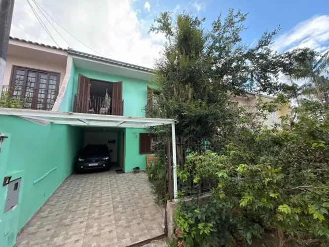 Sobrado na melhor região do Bacacheri - CRECI 50032