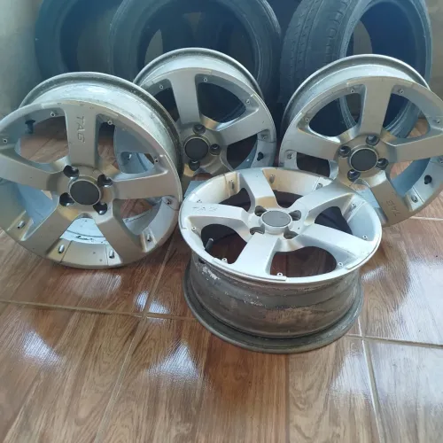 Rodas  liga  leve - Aro 15 - TAG