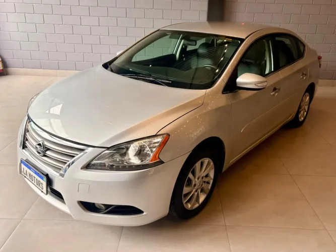 Nissan Sentra SV 2.0 Flexstart 16V Aut. 2015