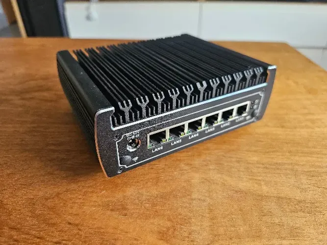 Mini PC roteador pfSense/OPNSense