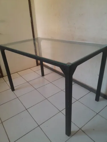 MESA DE VIDRO